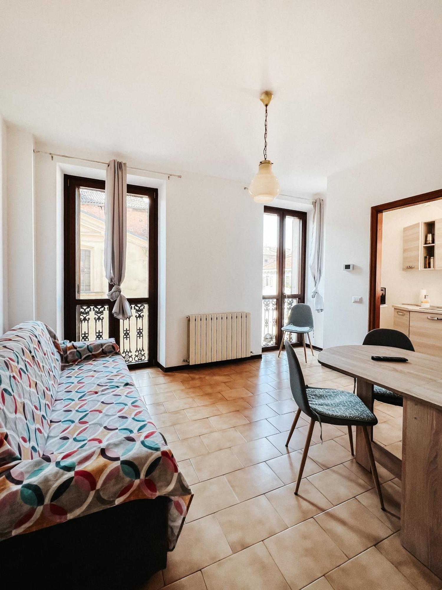 Casale Center Apartment Казале Монферато Екстериор снимка